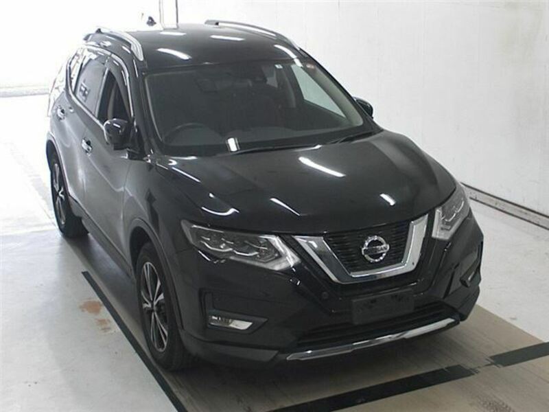 NISSAN　X-TRAIL