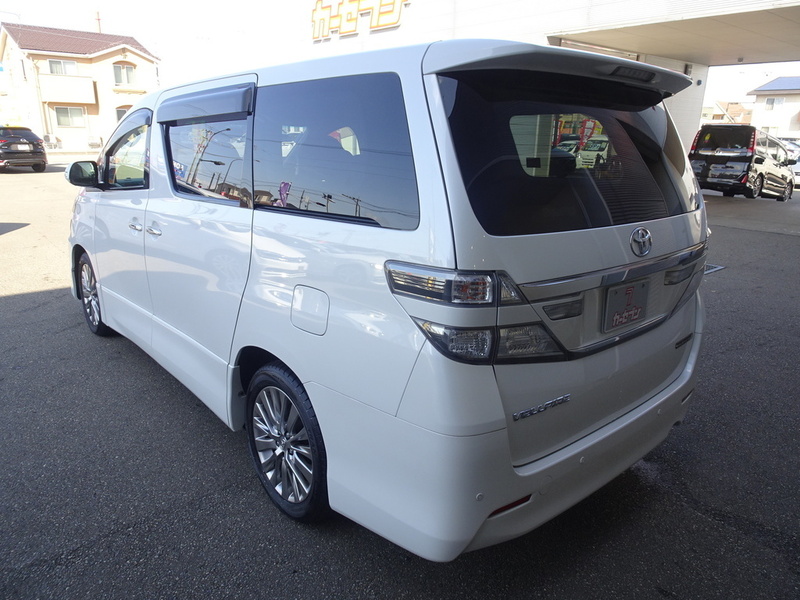 VELLFIRE