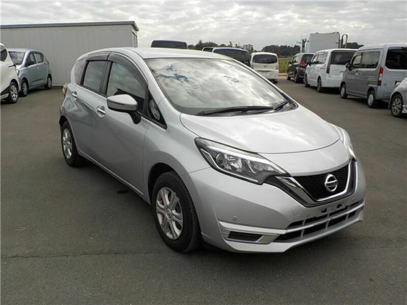 NISSAN　NOTE