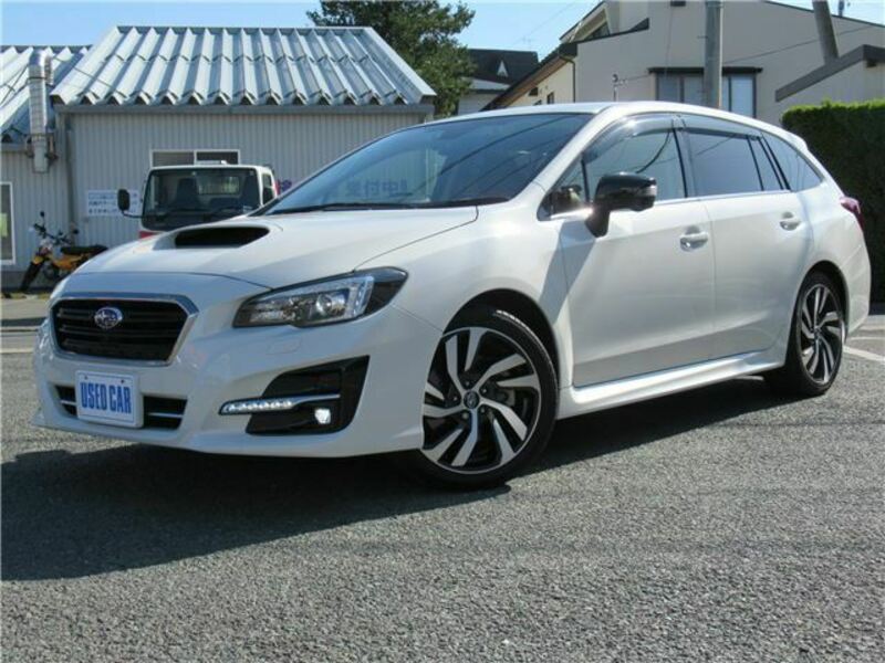 SUBARU　LEVORG