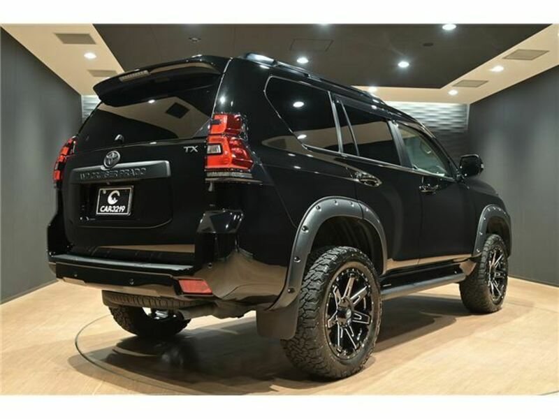 LAND CRUISER PRADO-1