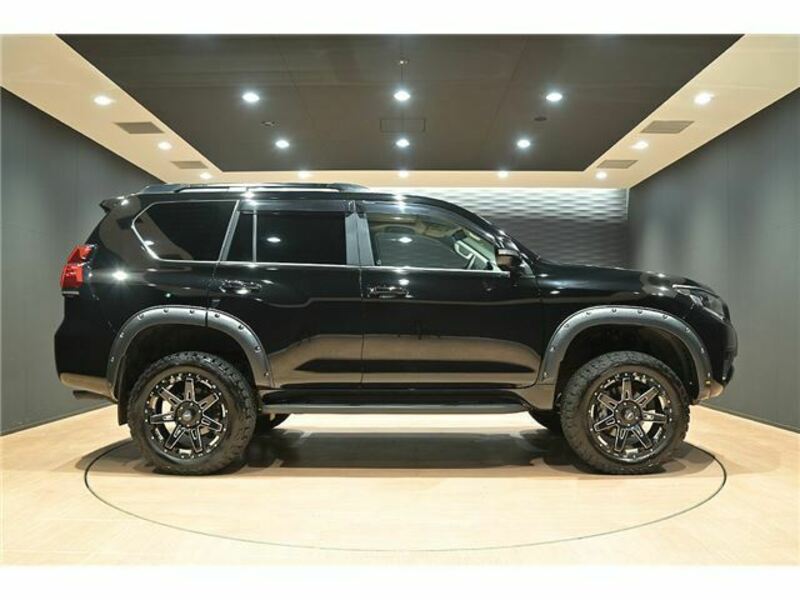 LAND CRUISER PRADO-5