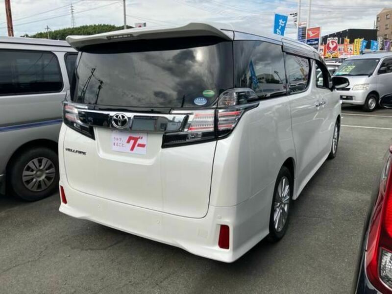 VELLFIRE-7