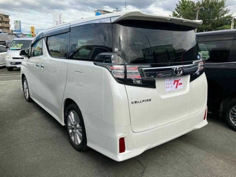 VELLFIRE-8