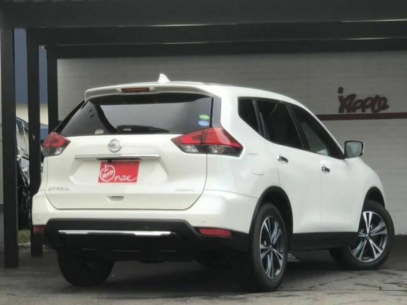 X-TRAIL-16