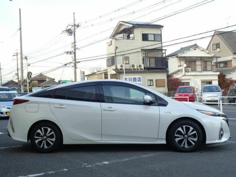 PRIUS PHV-27