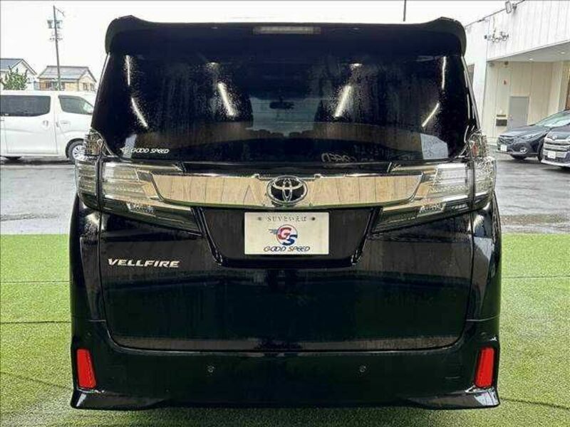 VELLFIRE-12