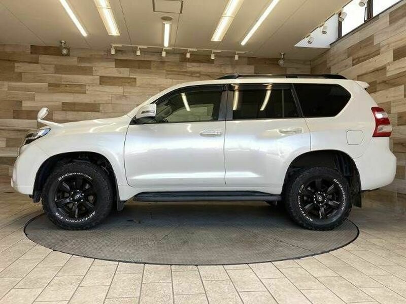 LAND CRUISER PRADO-14