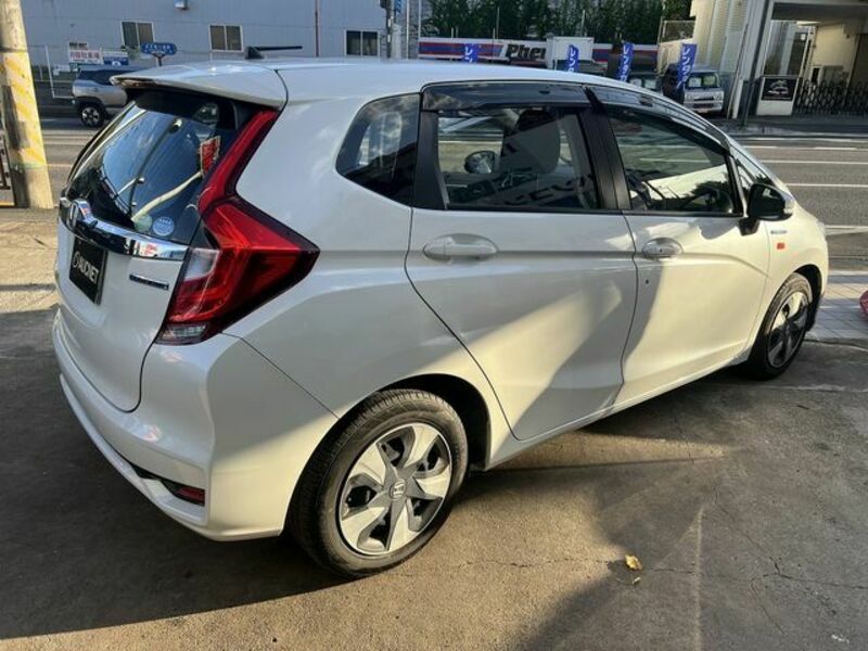 FIT HYBRID-1