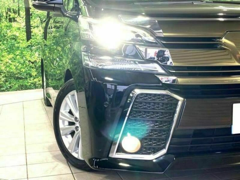 VELLFIRE-12