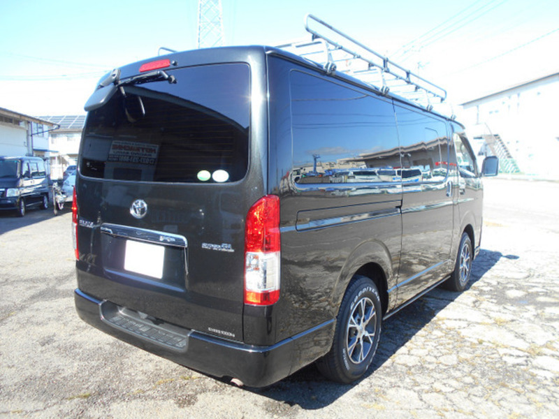 HIACE VAN-10