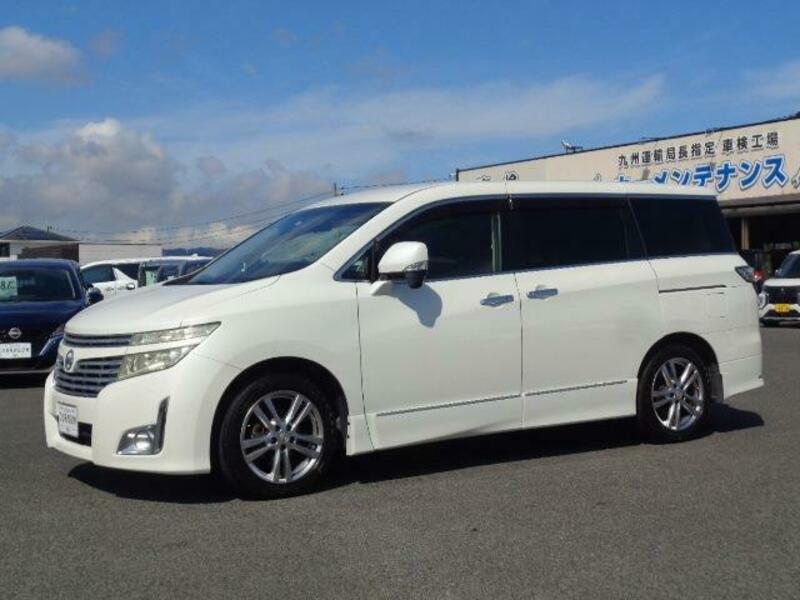 NISSAN　ELGRAND