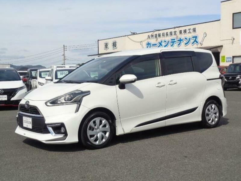 TOYOTA　SIENTA