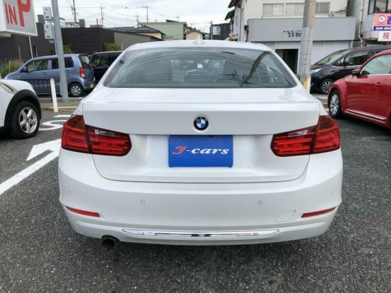 3 SERIES-15