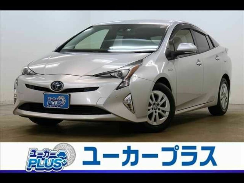 TOYOTA　PRIUS