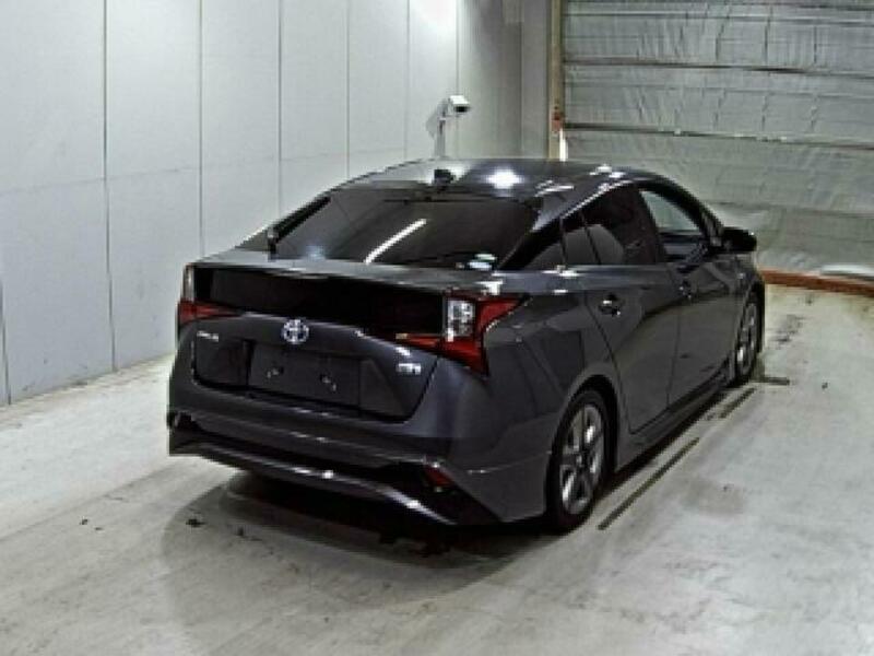 PRIUS-4