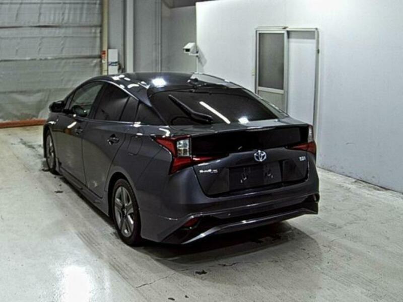 PRIUS-1