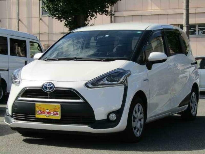 TOYOTA　SIENTA