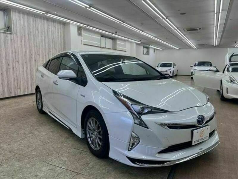 PRIUS-14