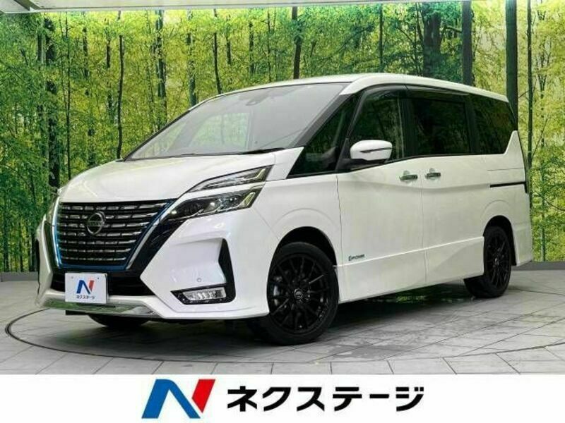 NISSAN　SERENA