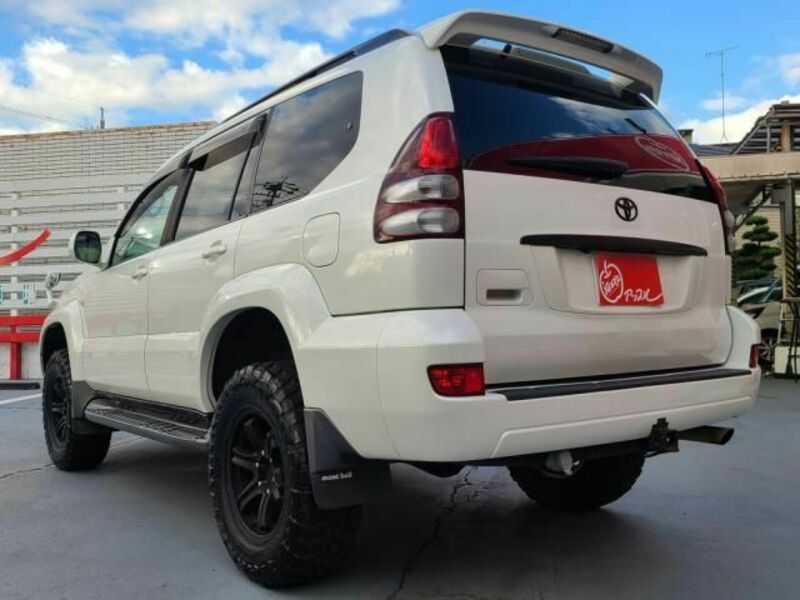 LAND CRUISER PRADO-3