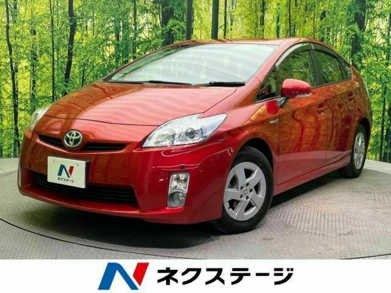 TOYOTA　PRIUS