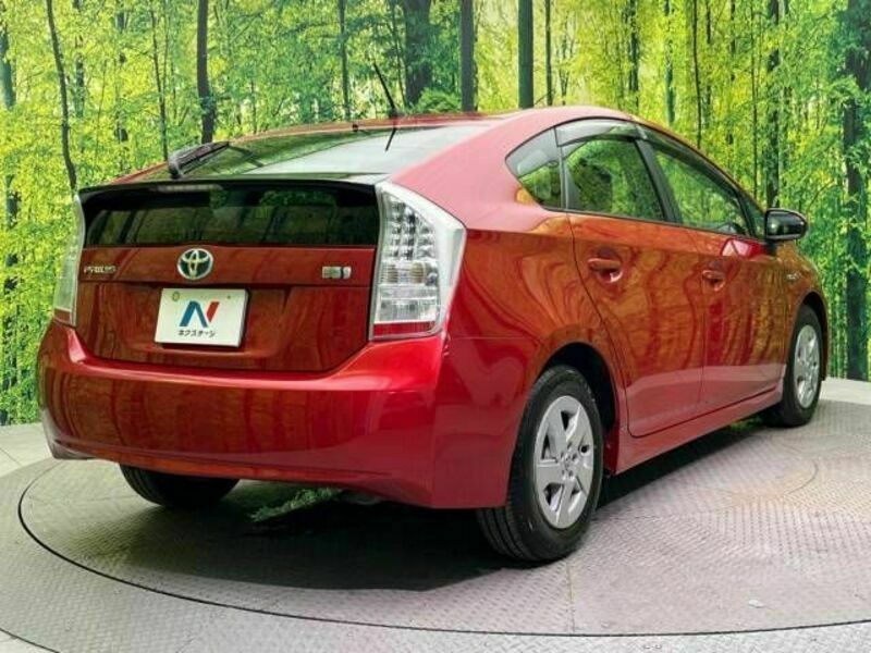 PRIUS-17