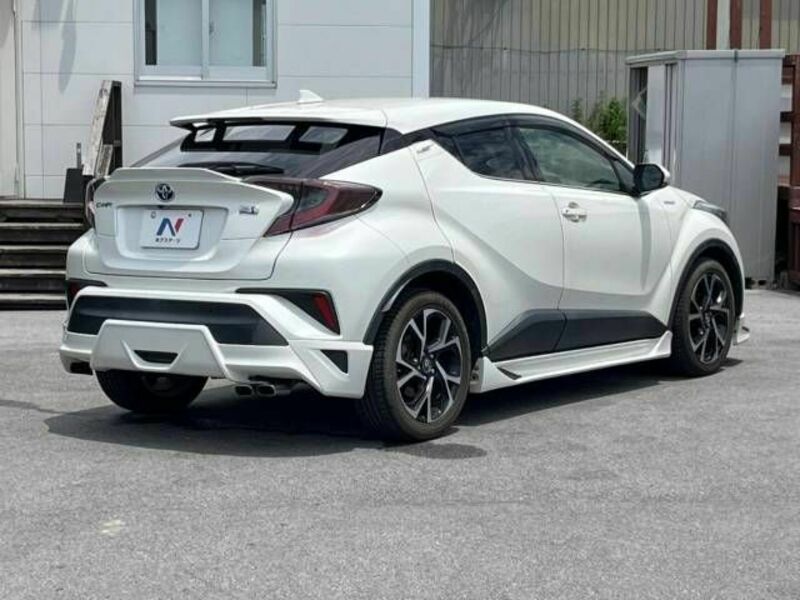 C-HR-17