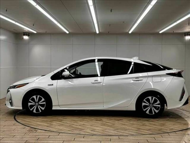 PRIUS PHV-15