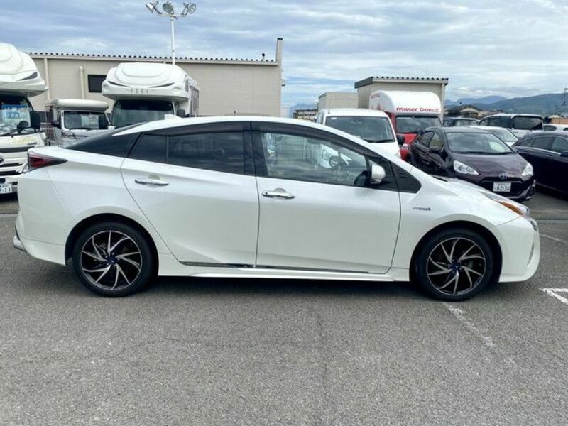 PRIUS-14