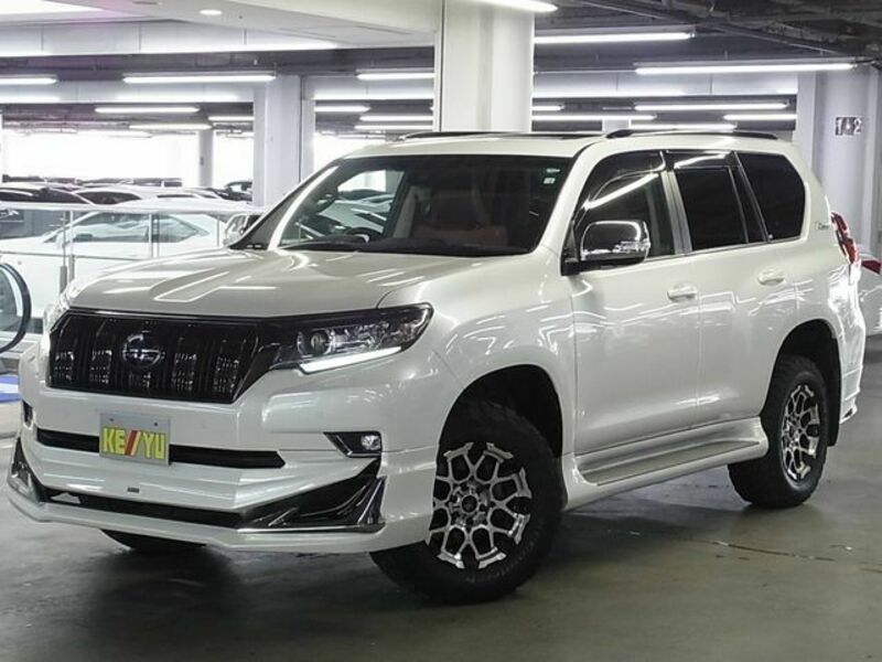 TOYOTA　LAND CRUISER PRADO