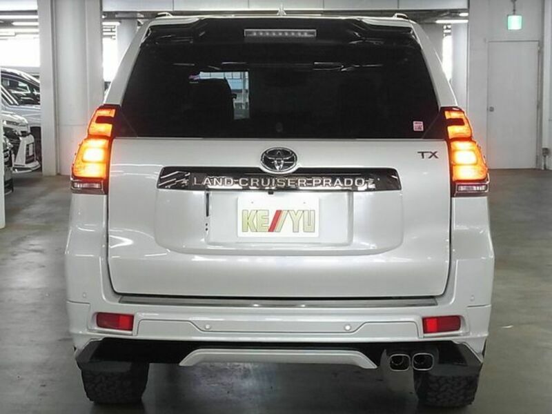 LAND CRUISER PRADO-5