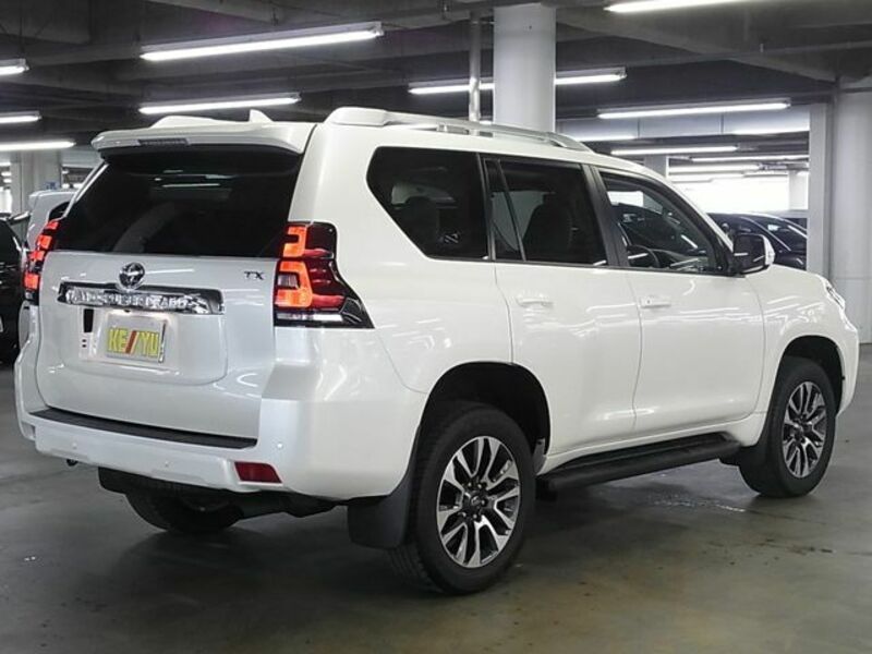 LAND CRUISER PRADO-1