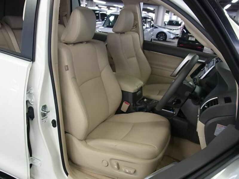 LAND CRUISER PRADO-11