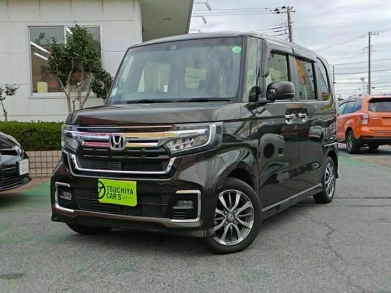 HONDA　N BOX CUSTOM