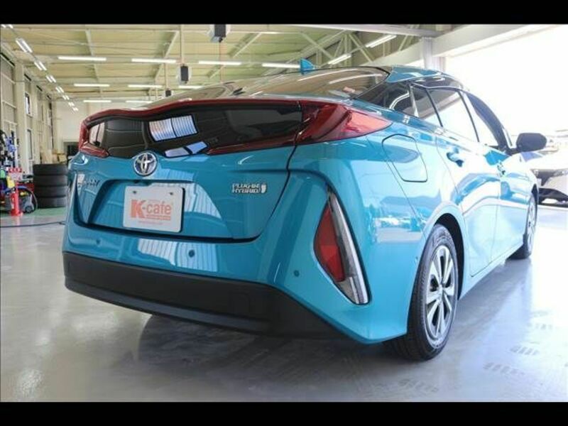 PRIUS PHV-4