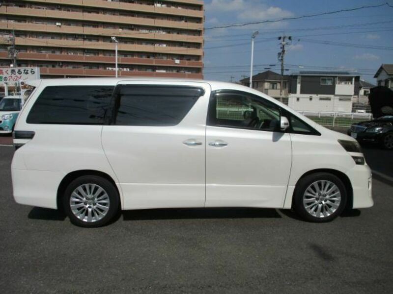 VELLFIRE-7