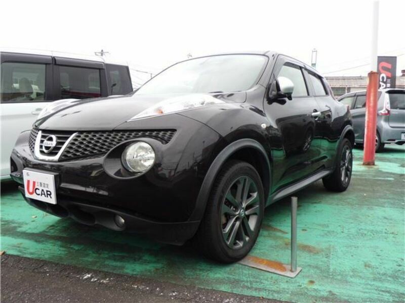 NISSAN　JUKE