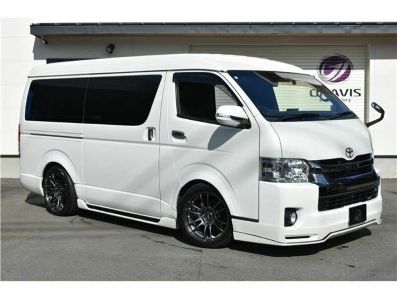 TOYOTA　HIACE VAN