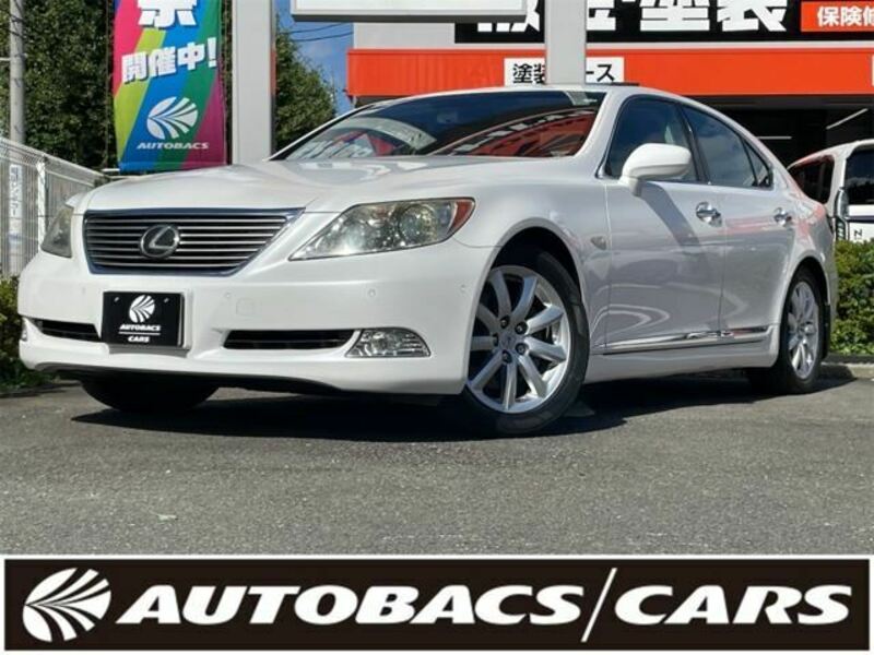 LEXUS　LS