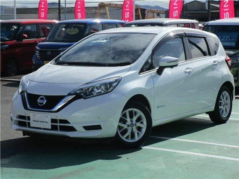 NISSAN　NOTE