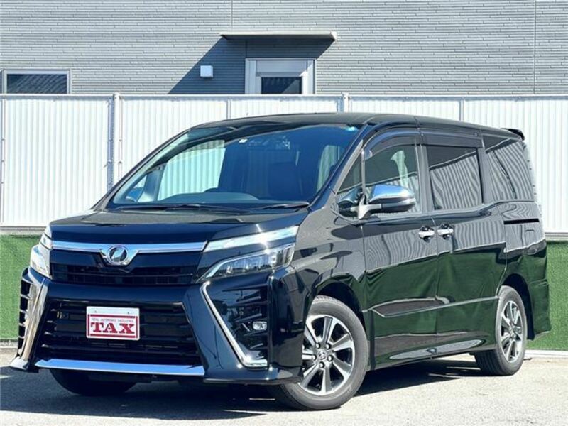 TOYOTA　VOXY