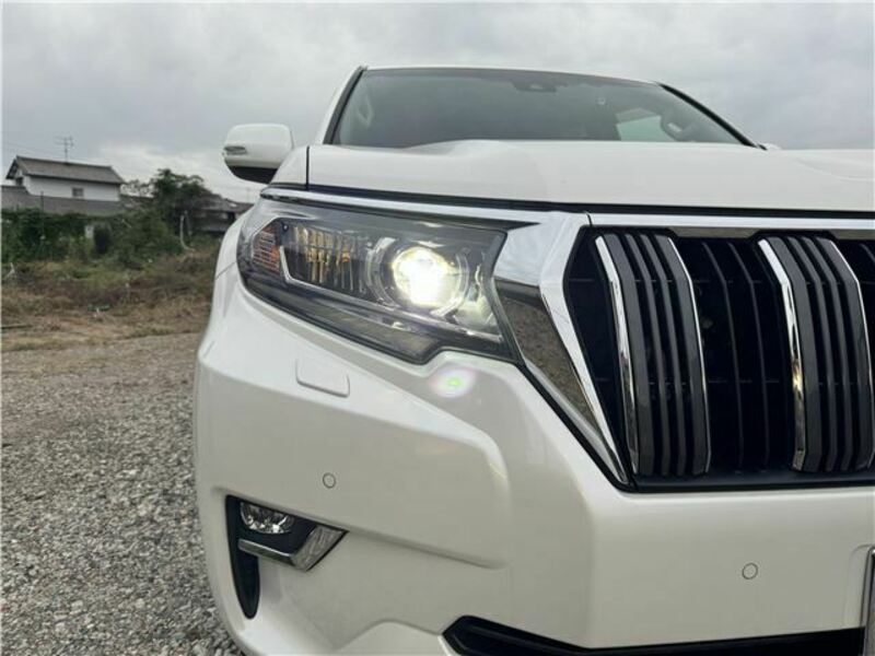 LAND CRUISER PRADO-7