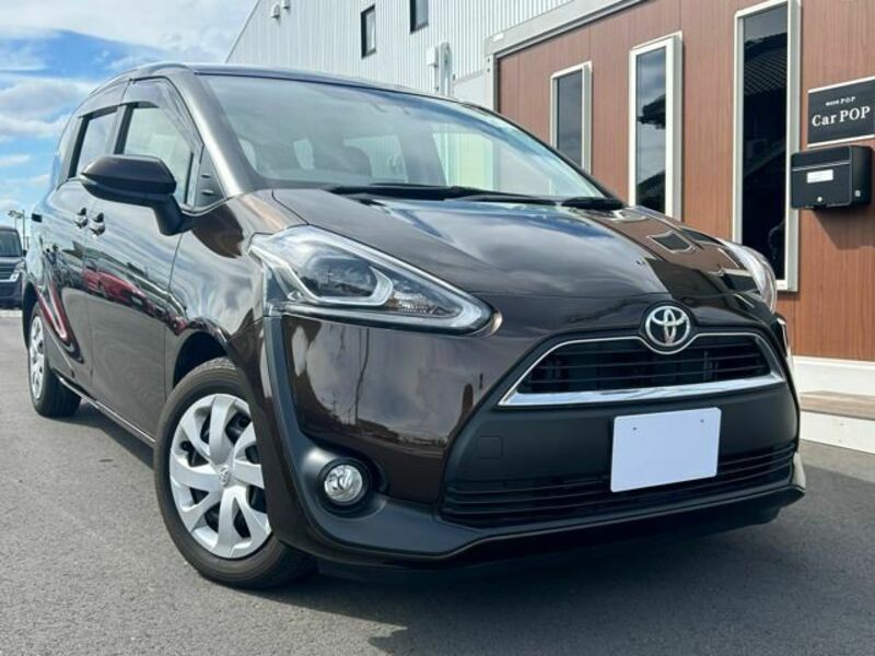 TOYOTA　SIENTA