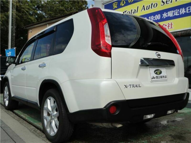 X-TRAIL-4