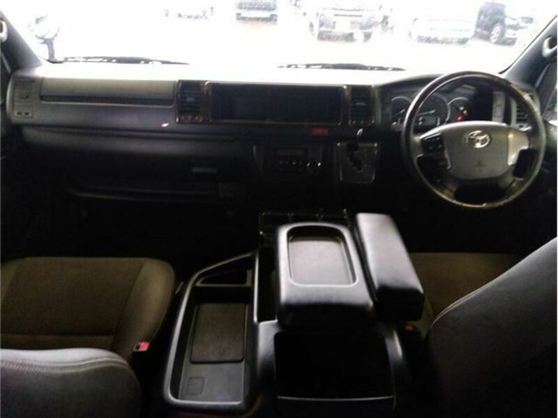 HIACE VAN-4