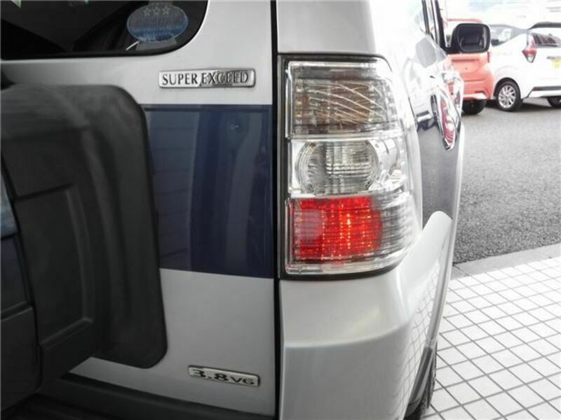 PAJERO-4