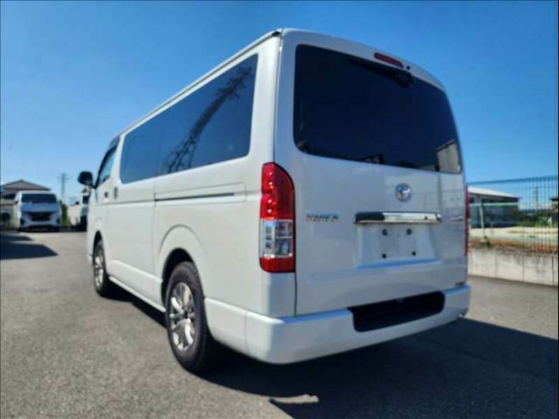 HIACE VAN-15