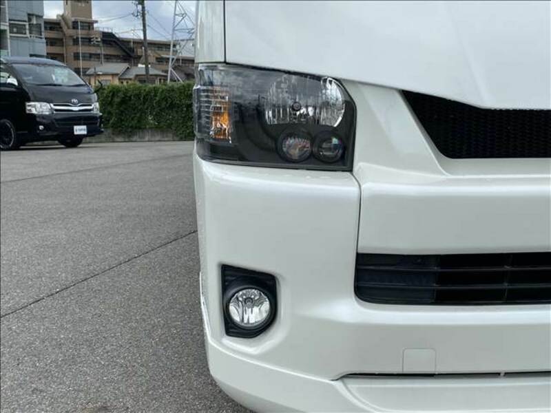 HIACE VAN-8