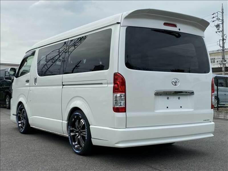 HIACE VAN-15